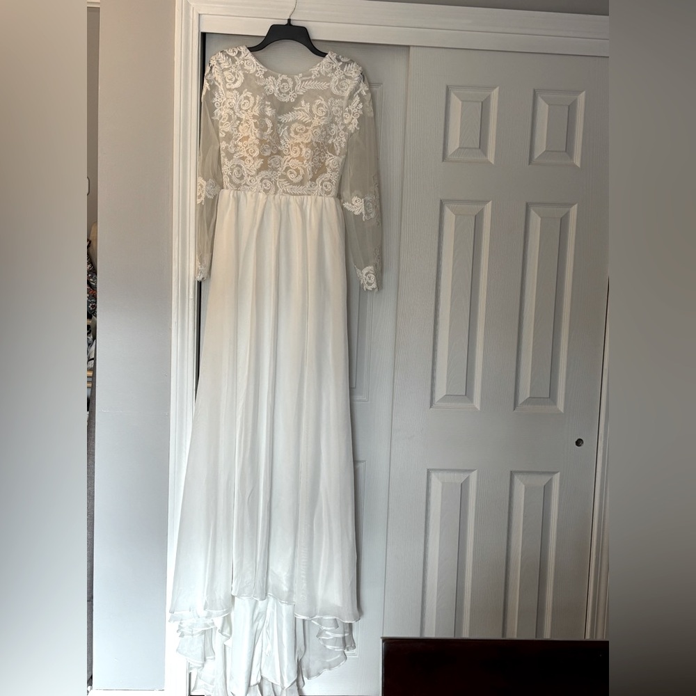 NWT stunning Mingda wedding gown bohemian style!!